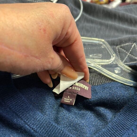 Men's V-Neck Sweater - Navy Blue - Picture 2 of 3